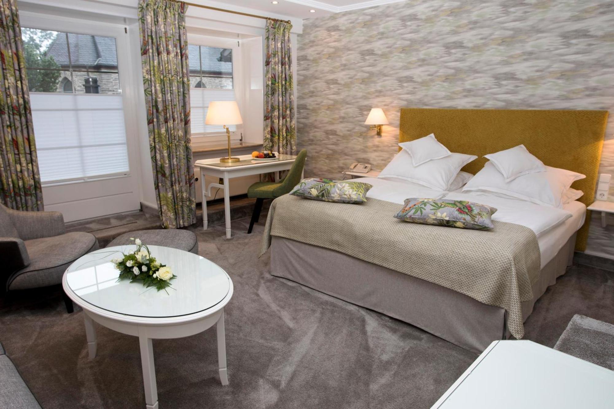 Romantik Berghotel Astenkrone Winterberg Ngoại thất bức ảnh