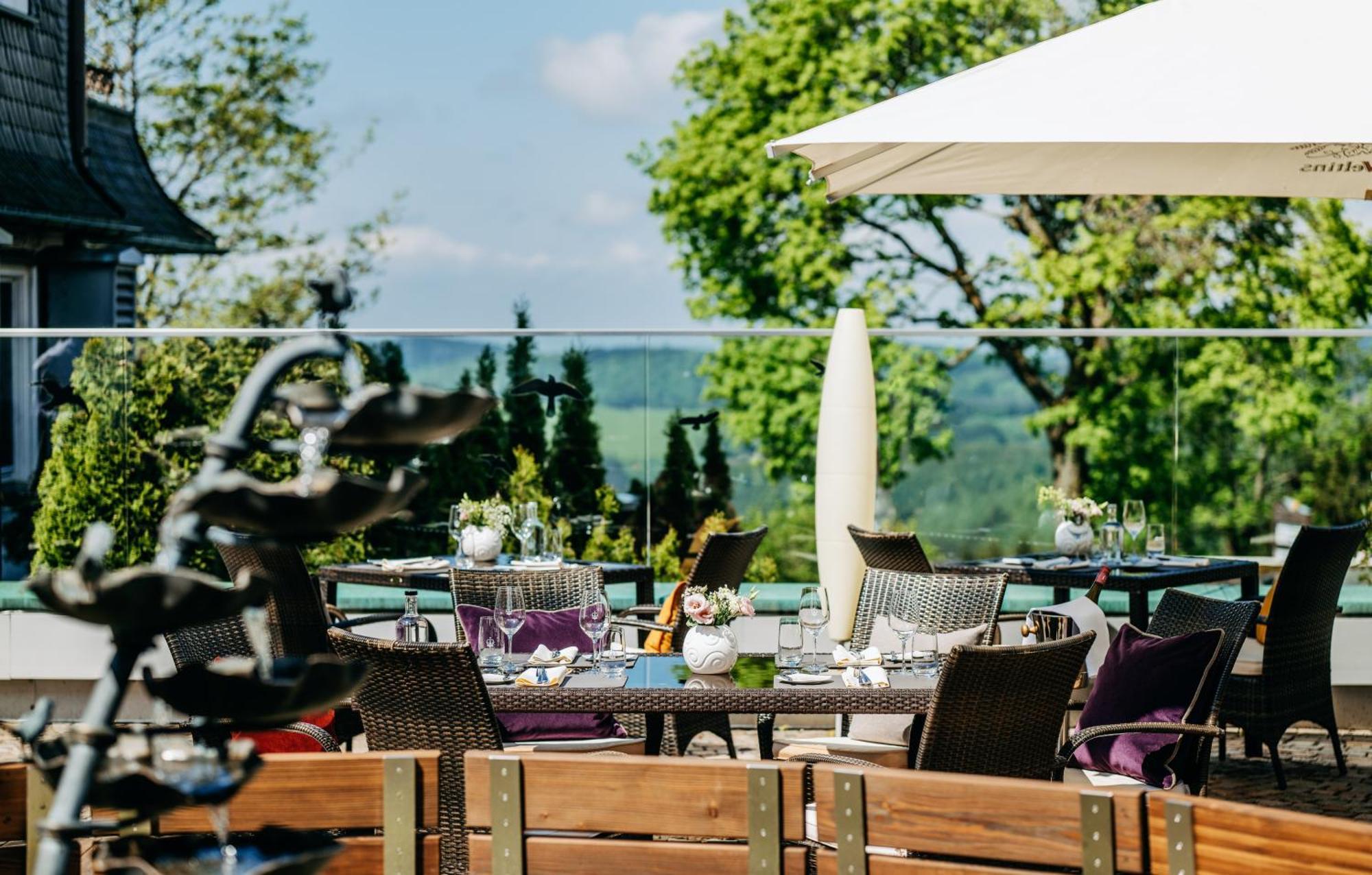Romantik Berghotel Astenkrone Winterberg Ngoại thất bức ảnh